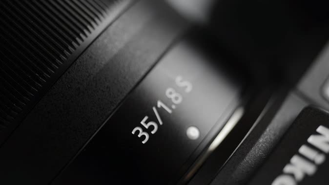 尼康尼克尔 Z 35mm f/1.8 S 视频